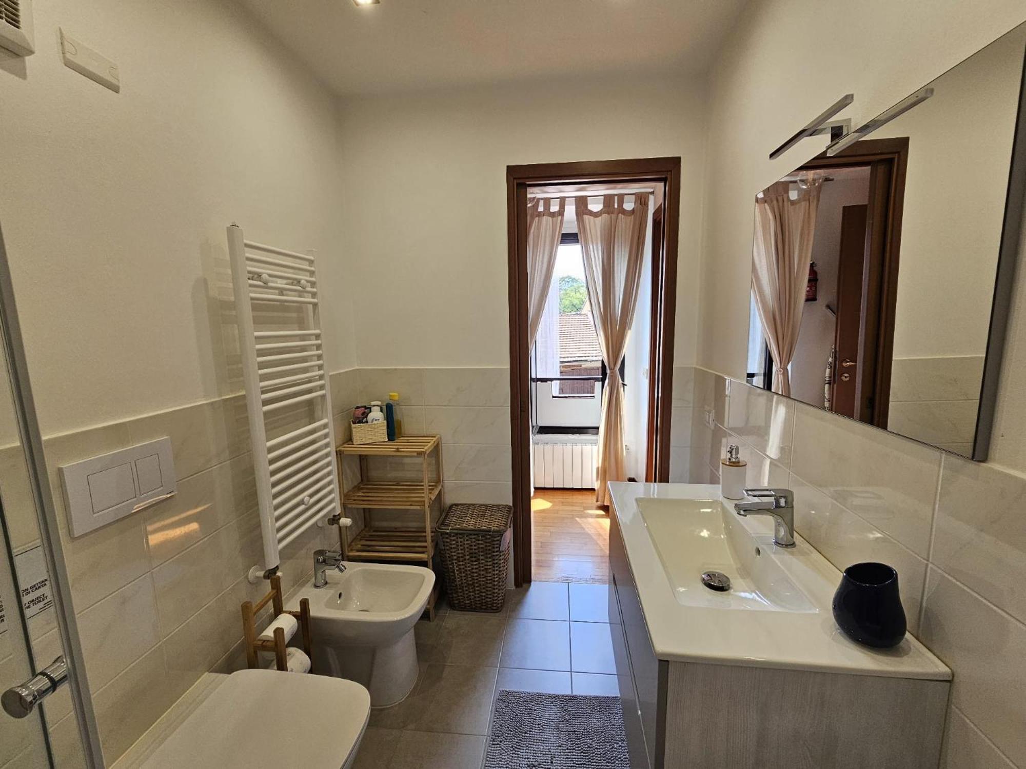 Appartamento Incantevole In Piccola Corte A 로 외부 사진