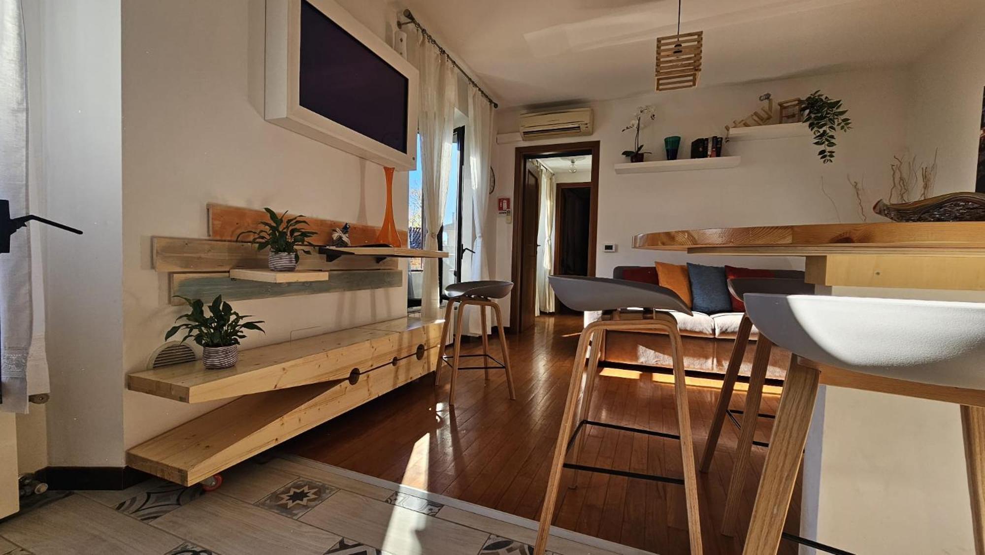 Appartamento Incantevole In Piccola Corte A 로 외부 사진